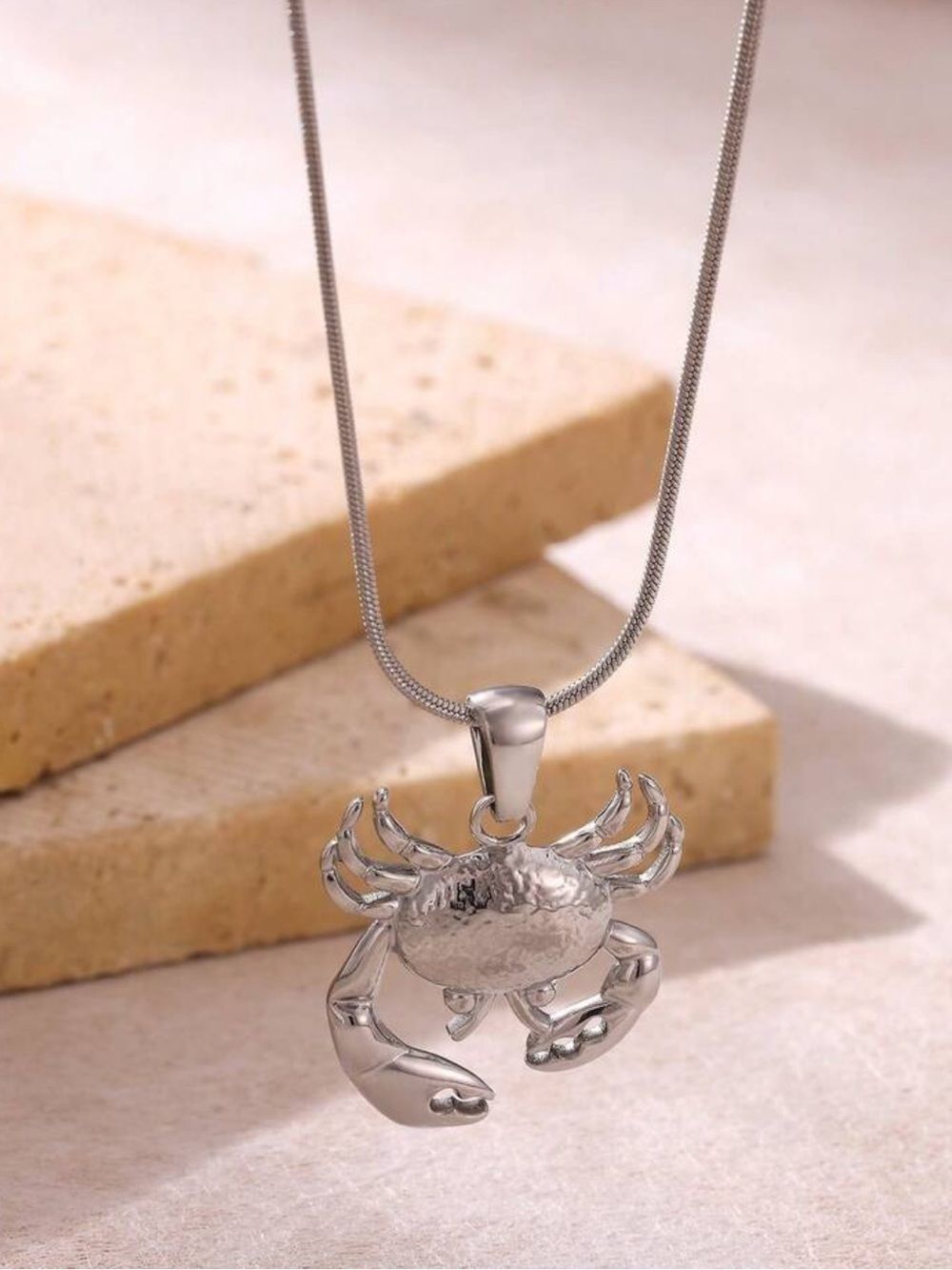 Silver Crab Pendant Necklace R765